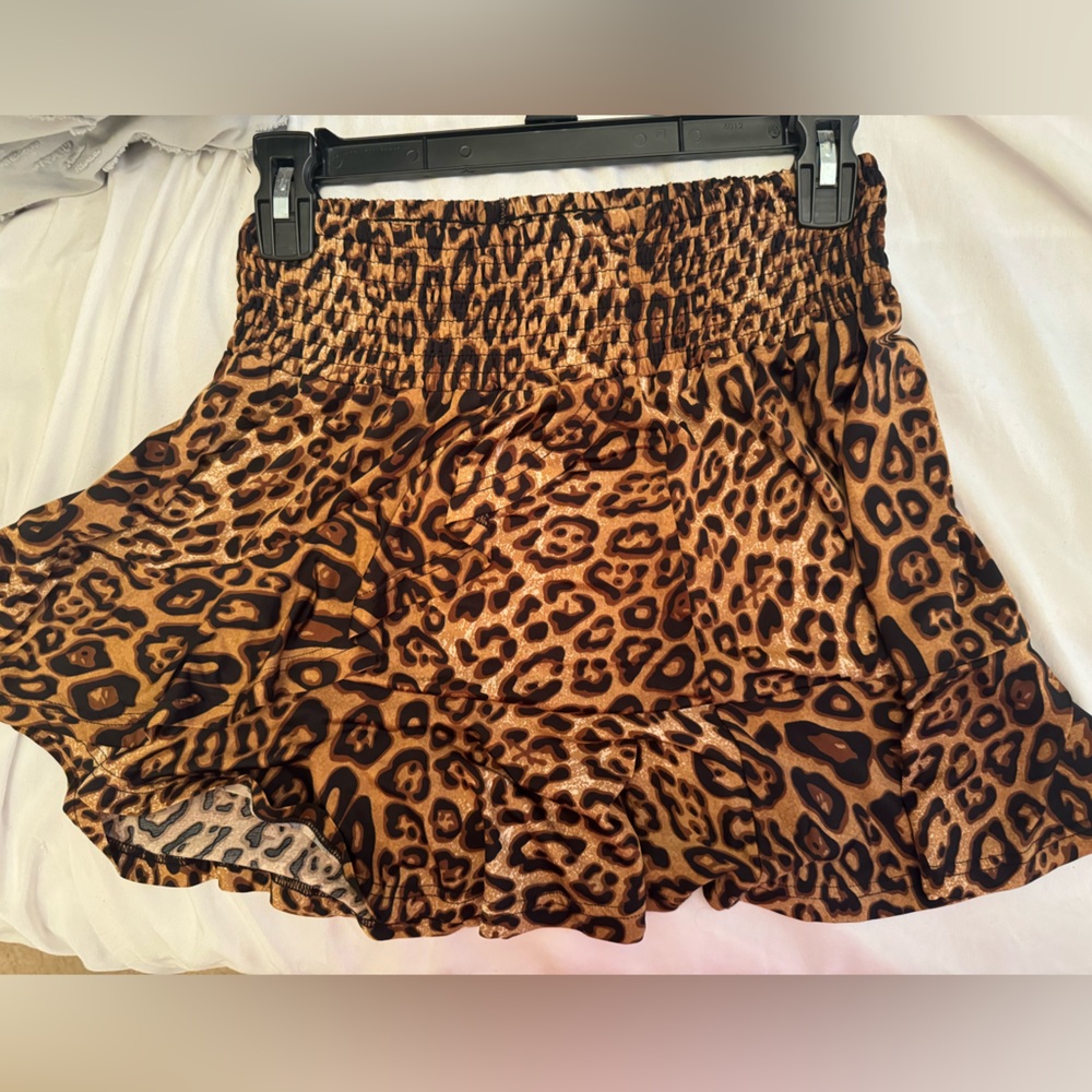 This is a fun summer skirt for any occasion!!
